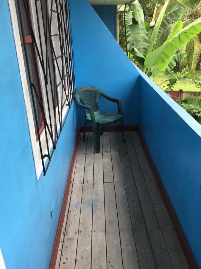 Hotel One Love Puerto Viejo Puerto Viejo de Talamanca Bagian luar foto